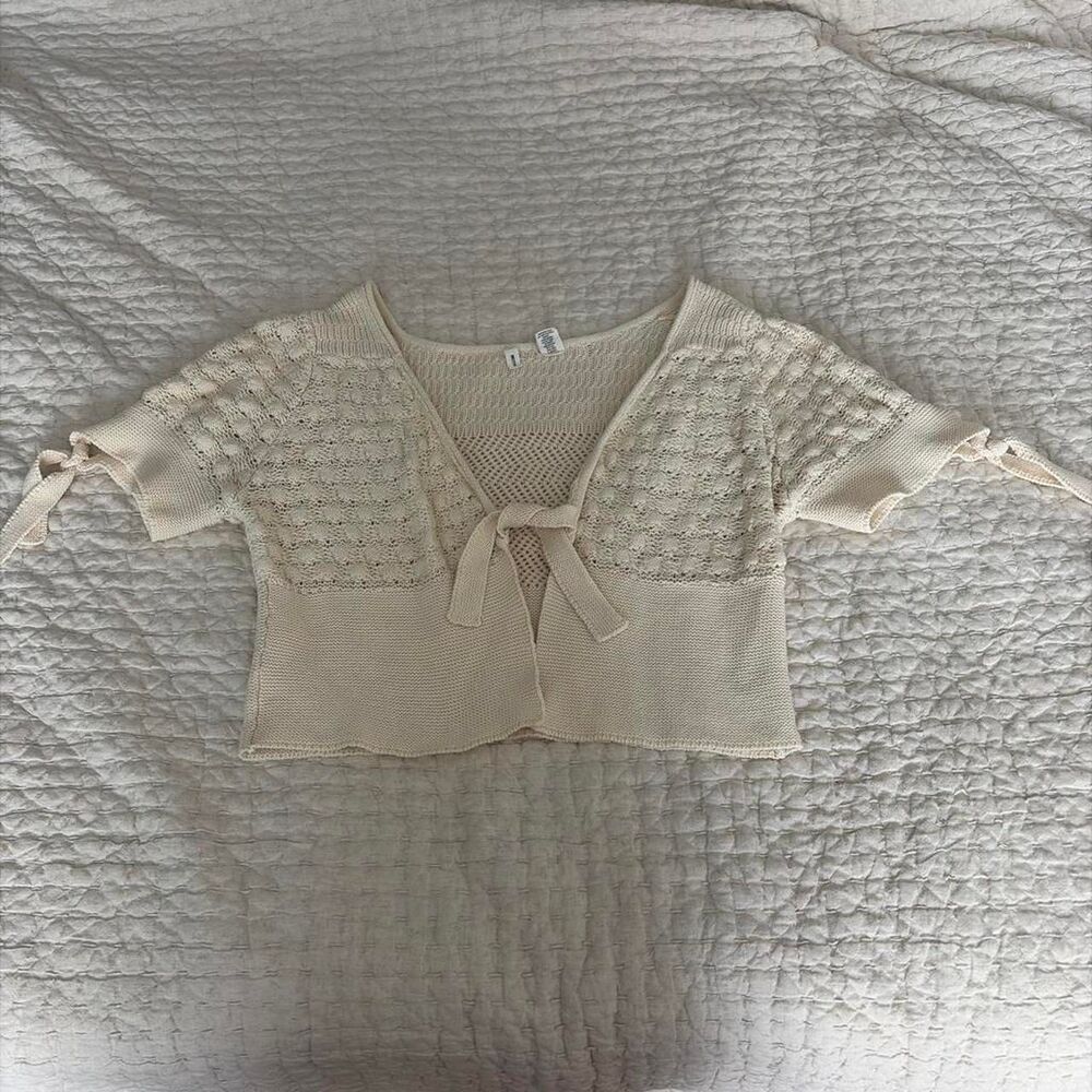 Women's Cream Top